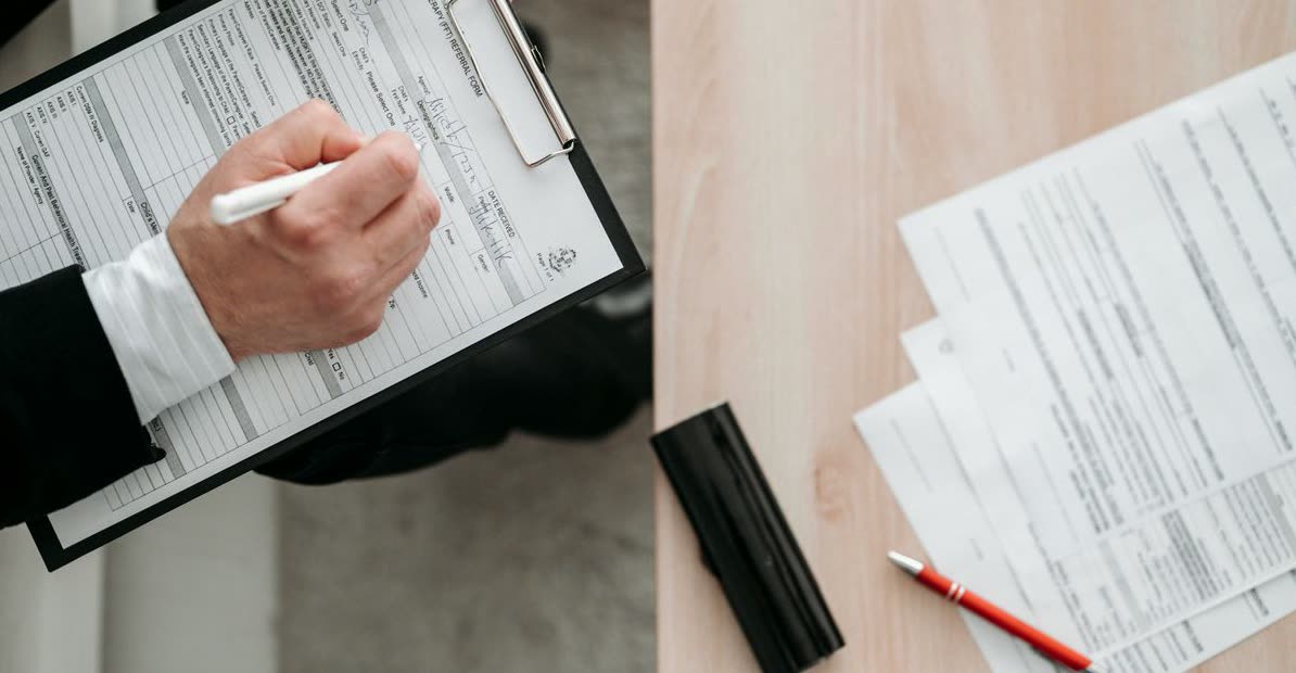 ¿Documentos? ¡Organízalos con File Hub sin estrés!